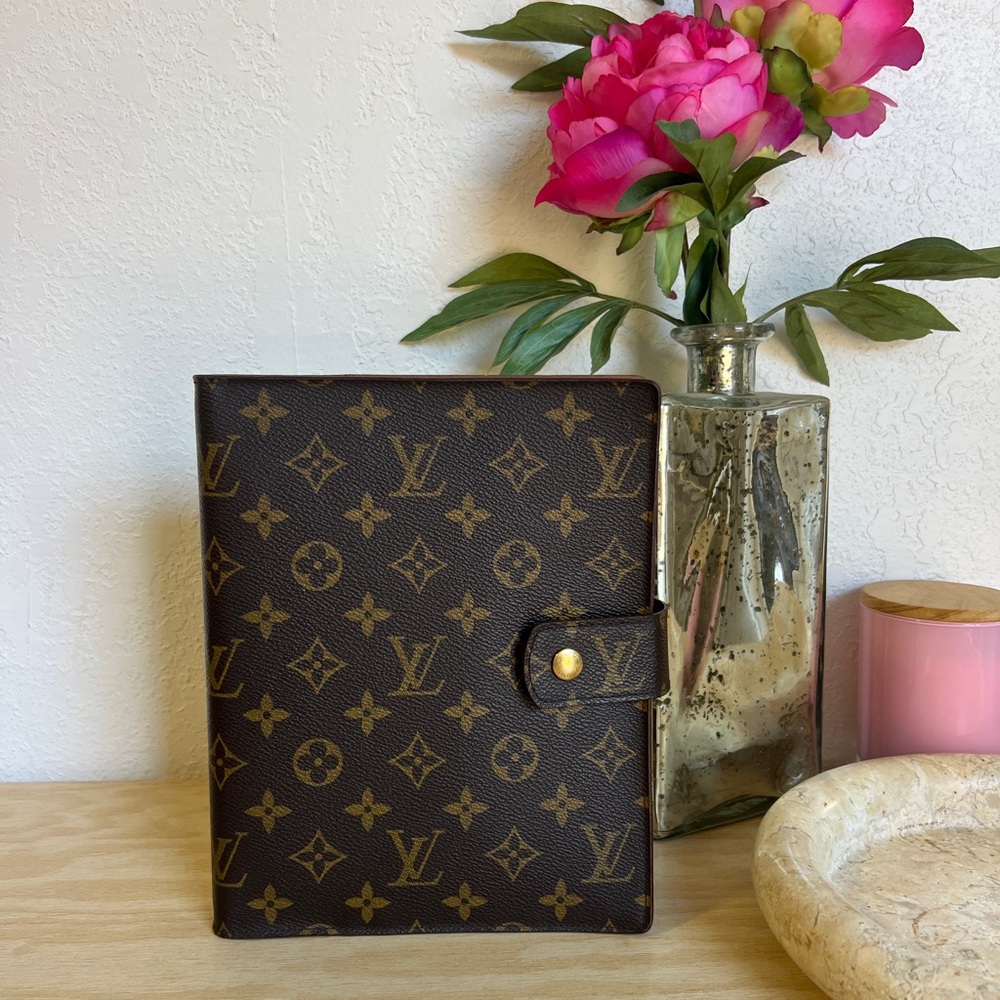 [SOLD] Louis Vuitton Brown and Gold Monogram Agenda GM Notebook with inserts